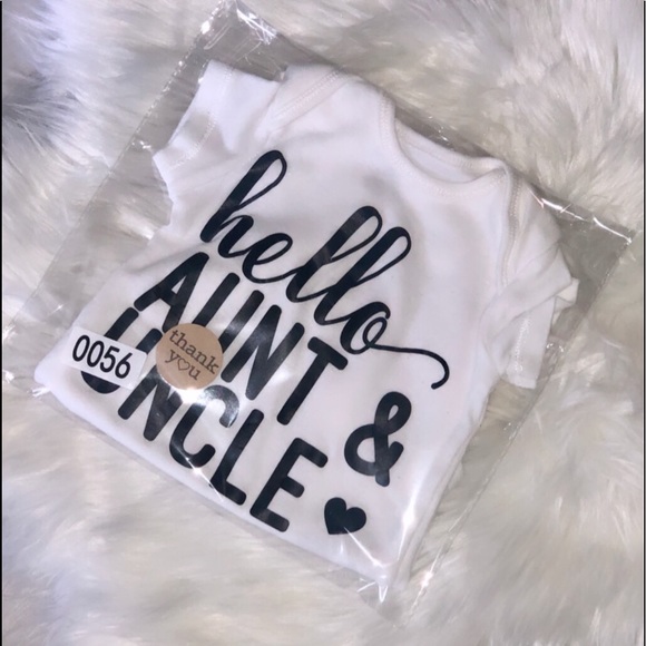 Custom “Hello Aunt & Uncle” 3M Onsie Announcement - Picture 4 of 4